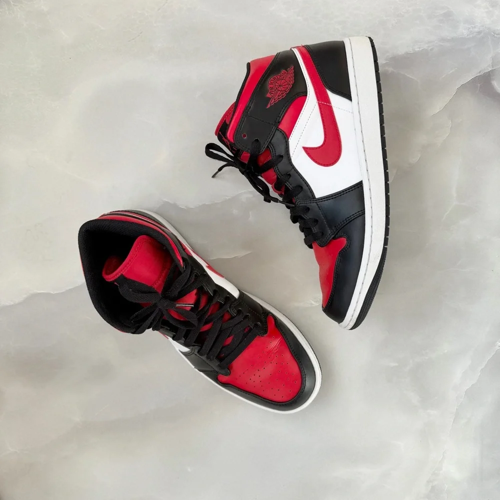 Jordan Air Retro Sneakers